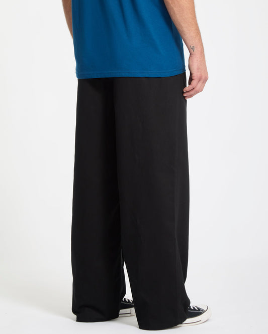 Baggos Pleat Trousers - Black