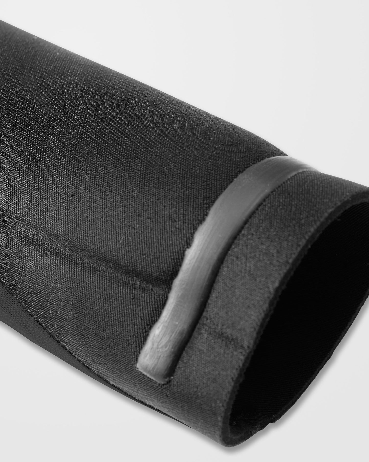 Modulator 3/2Mm Chest Zip Full Wetsuit - Black