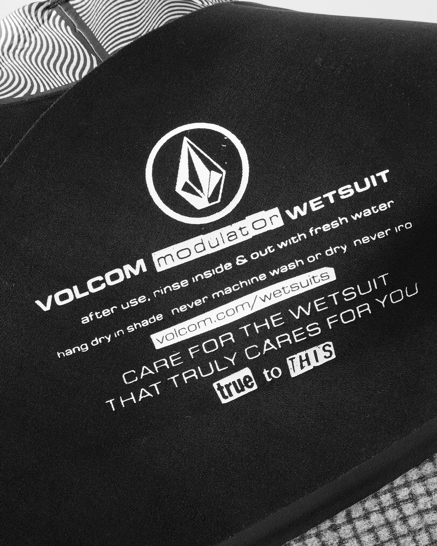 Modulator 3/2Mm Chest Zip Full Wetsuit - Black